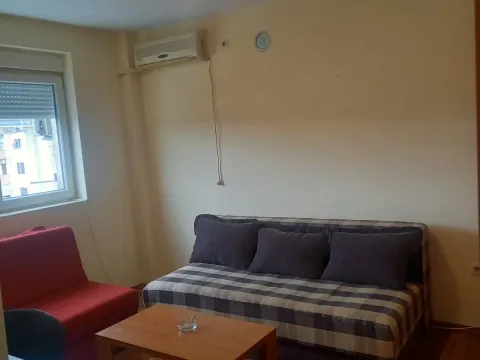 Prodaja, jednosoban stan, 20m², Centar, Podgorica - image 1