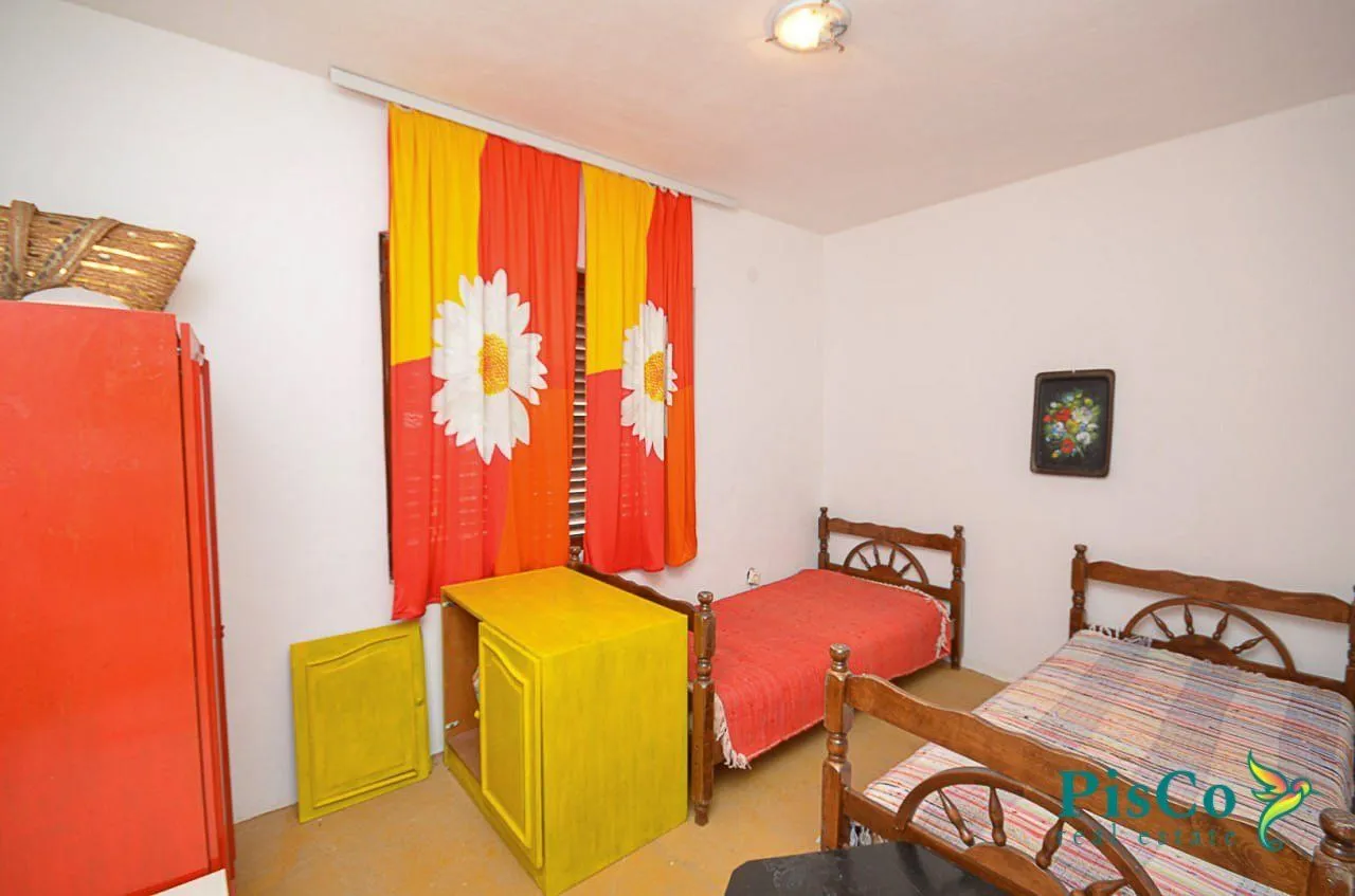 Prodaja, kuća, 180m², Bar, Crna Gora