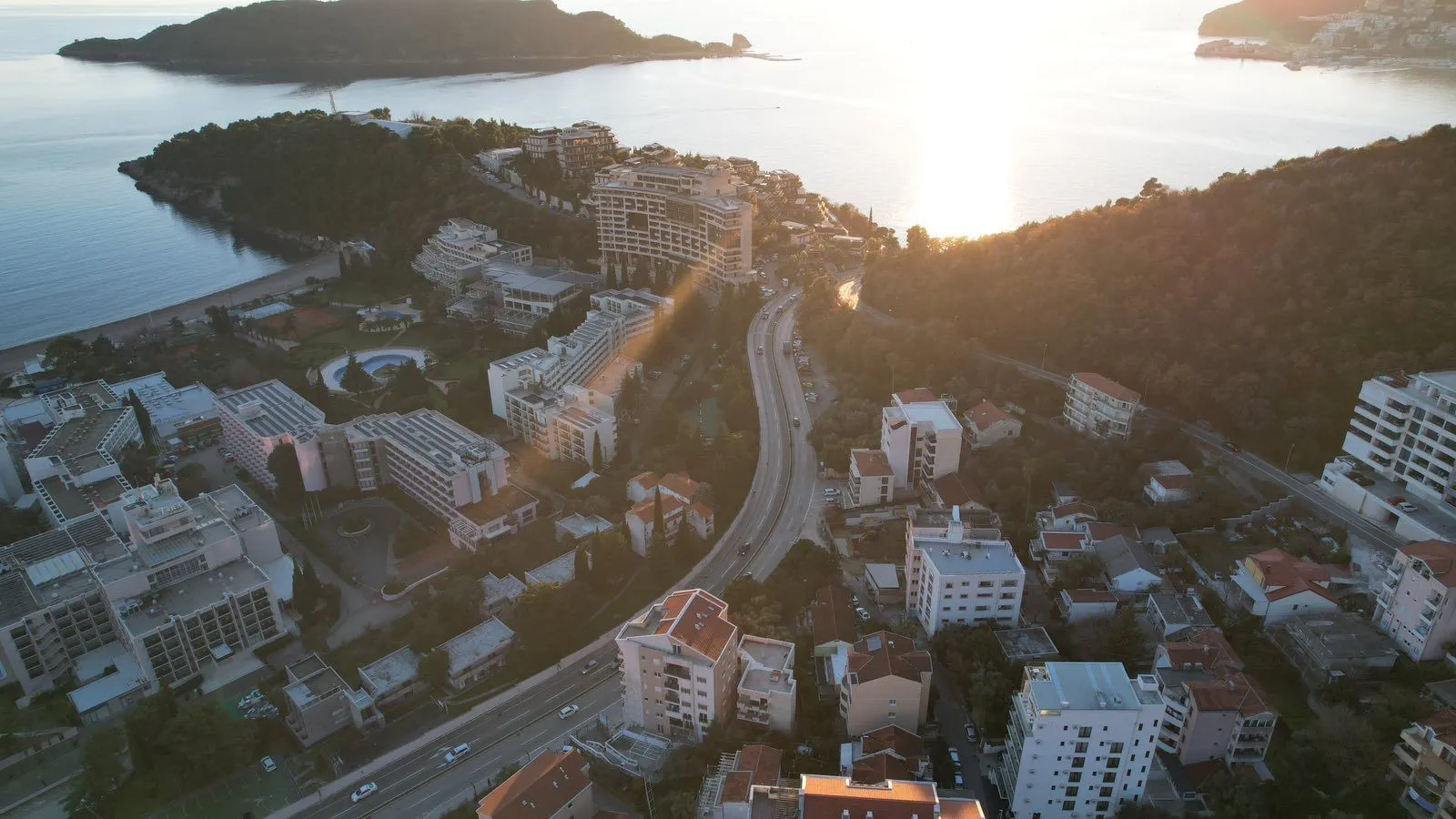 Sale, land lot, 2400m², Bečići, Budva