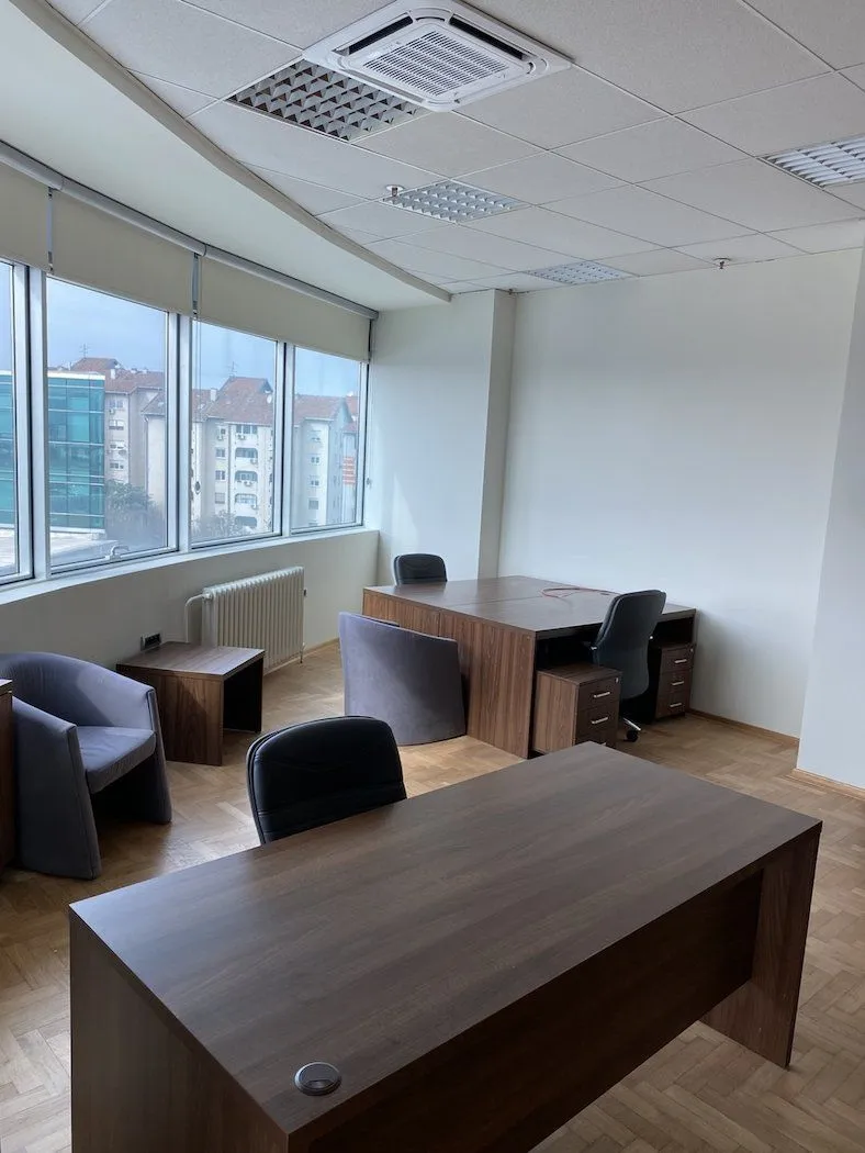 Rent, office space, 107m², Sajmište, Novi Sad