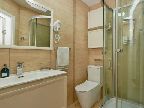 Prodaja, trosoban stan, 150m², Budva, Crna Gora - image 13