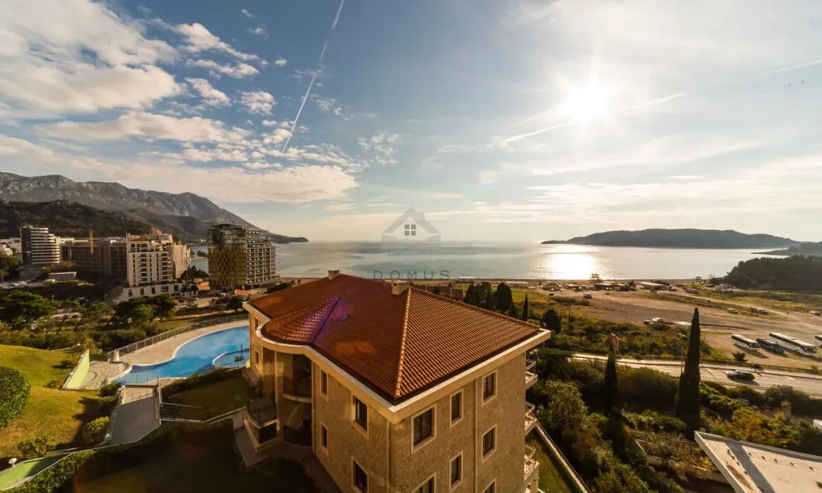 Sale, one bedroom apartment, 91m², Bečići, Budva