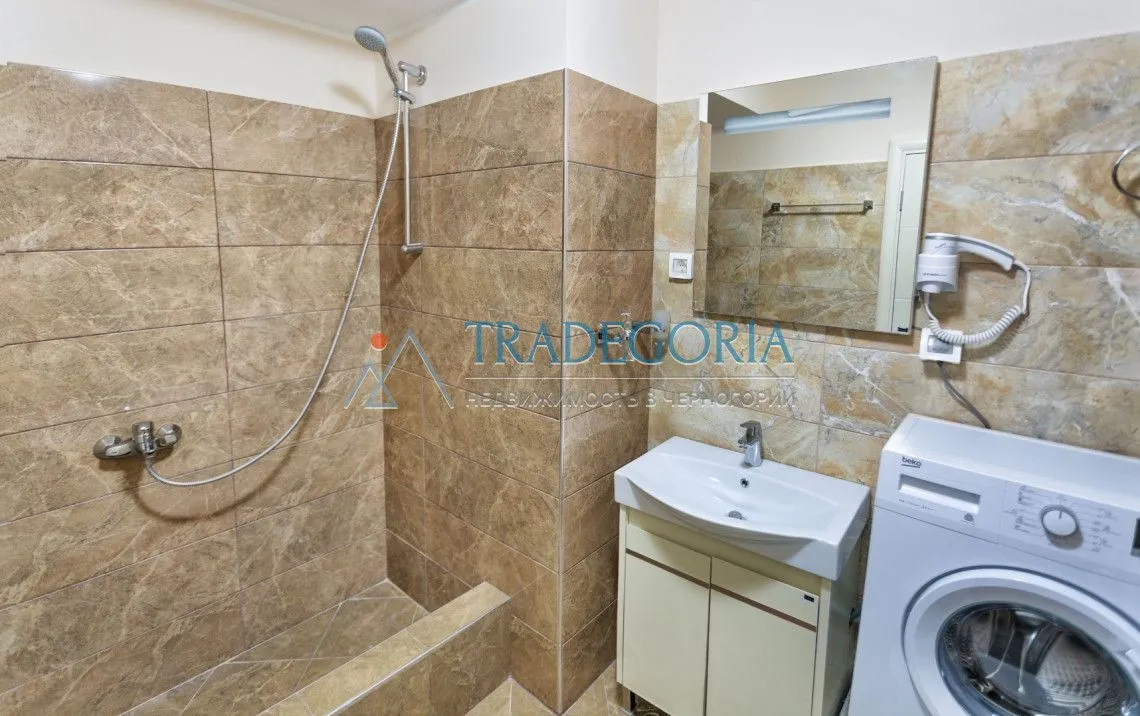Prodaja, dvosoban stan, 71m², Budva, Crna Gora