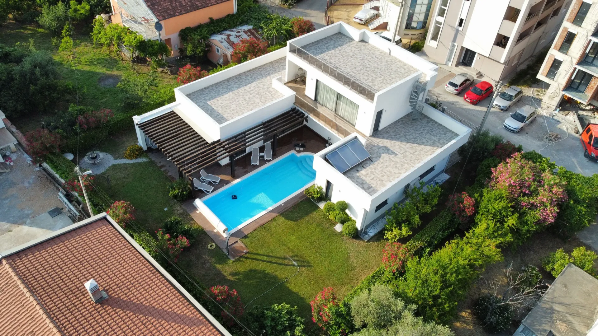 Prodaja, kuća, 342m², Centar, Bar