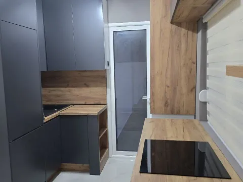 Izdavanje, dvosoban stan, 110m², Zagorič, Podgorica - image 6