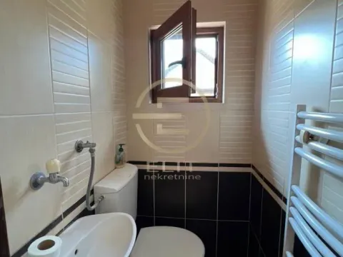 Prodaja, kuća, 158m², Sremska Kamenica, Petrovaradin - image 5