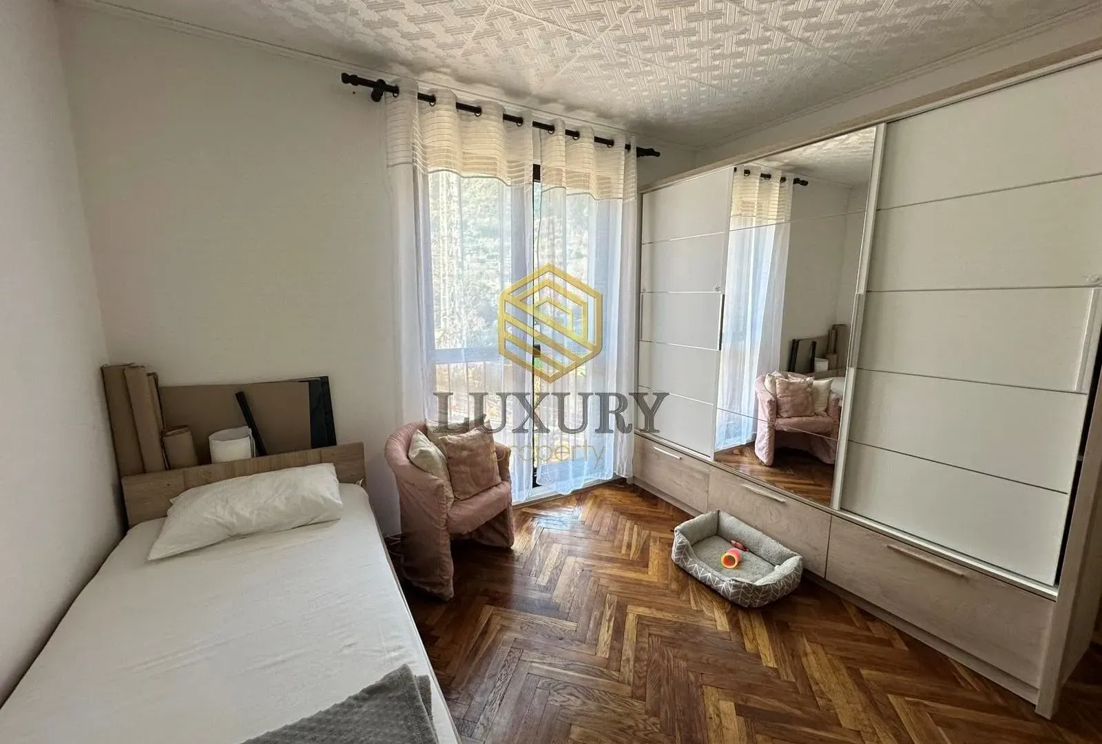 Prodaja, jednosoban stan, 46m², Centar, Kotor