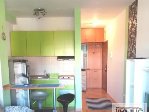 Izdavanje, garsonjera, 27m², Sajmište, Novi Sad - image 2