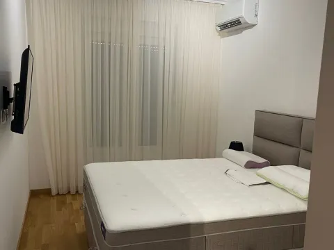 Prodaja, dvosoban stan, 68m², Stari Aerodrom, Podgorica - image 4