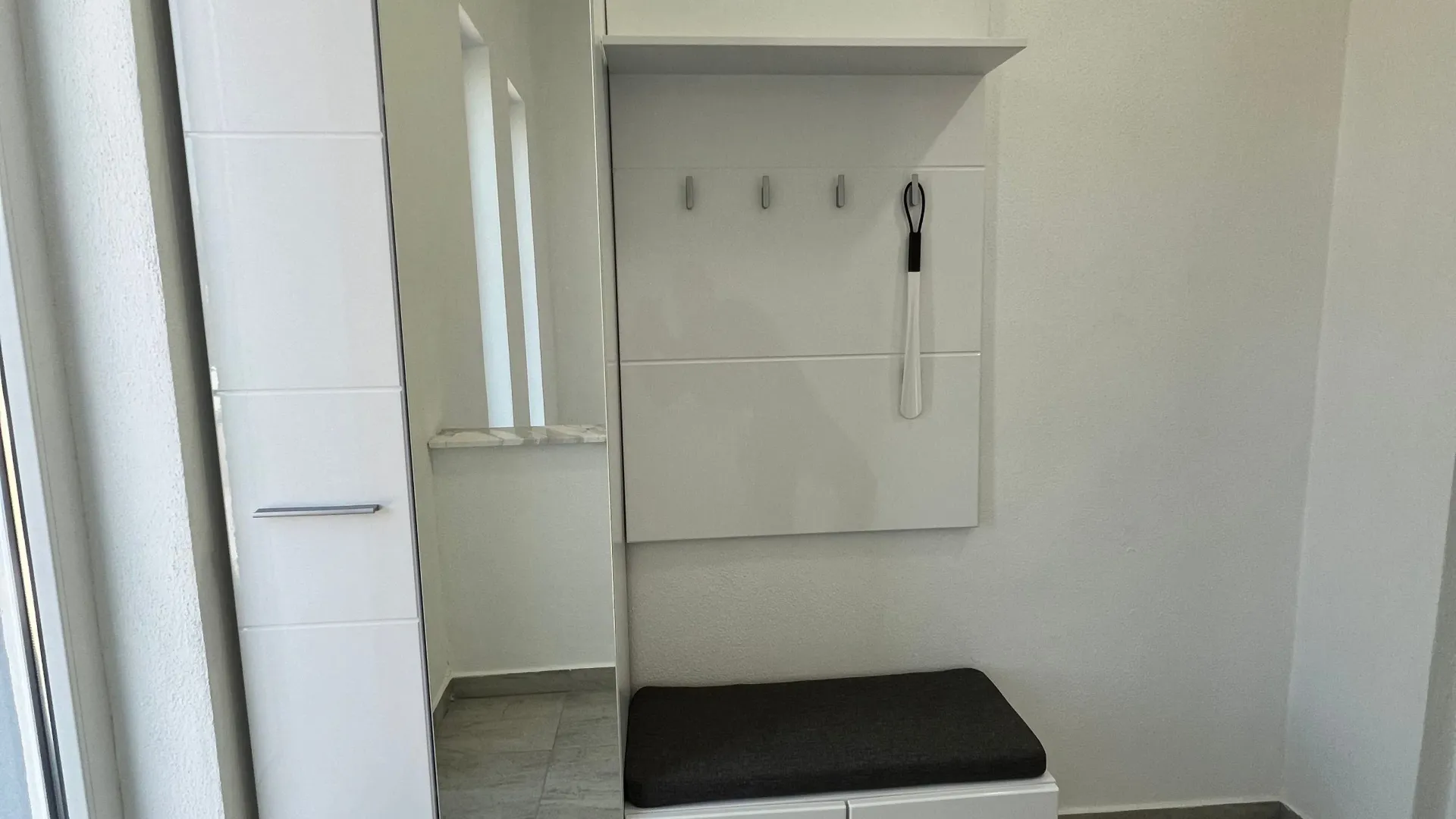 Rent, two bedroom apartment, 85m², Tomba, Bar