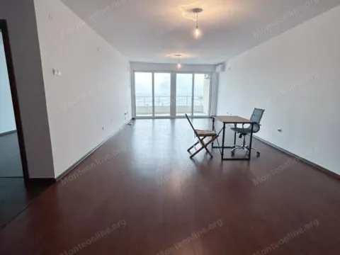 Sale, one bedroom apartment, 85m², Petrovac, Budva - image 5