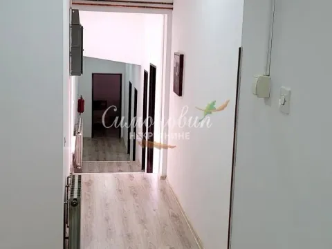 Sale, office space, 174m², Centar, Inđija - image 16