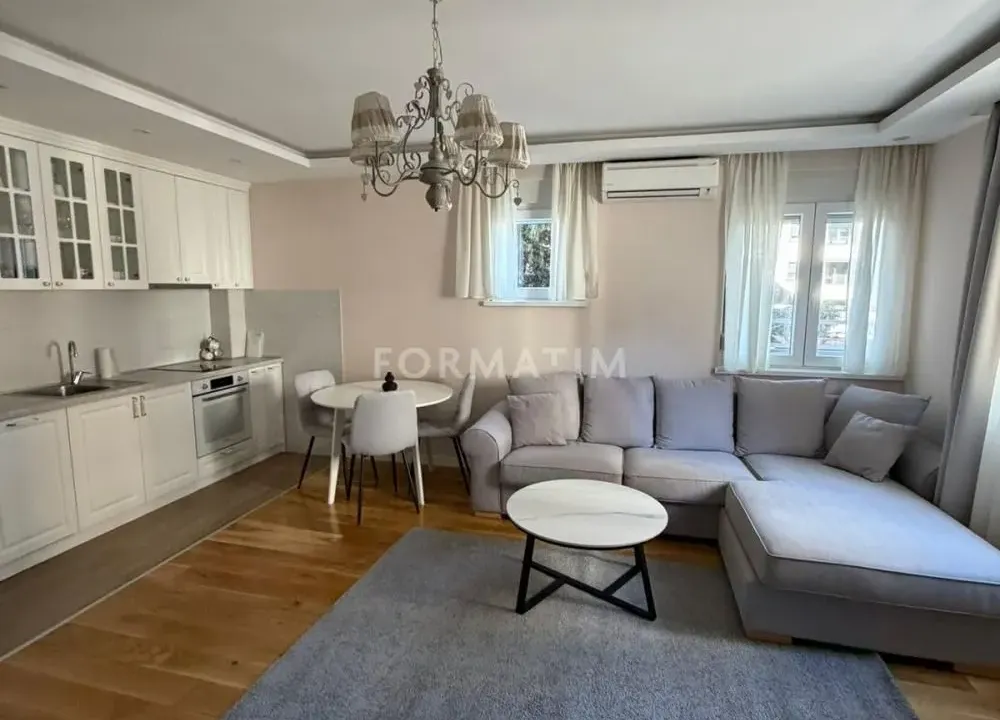 Rent, two bedroom apartment, 50m², Bogoslovija, Palilula Sve Podlokacije