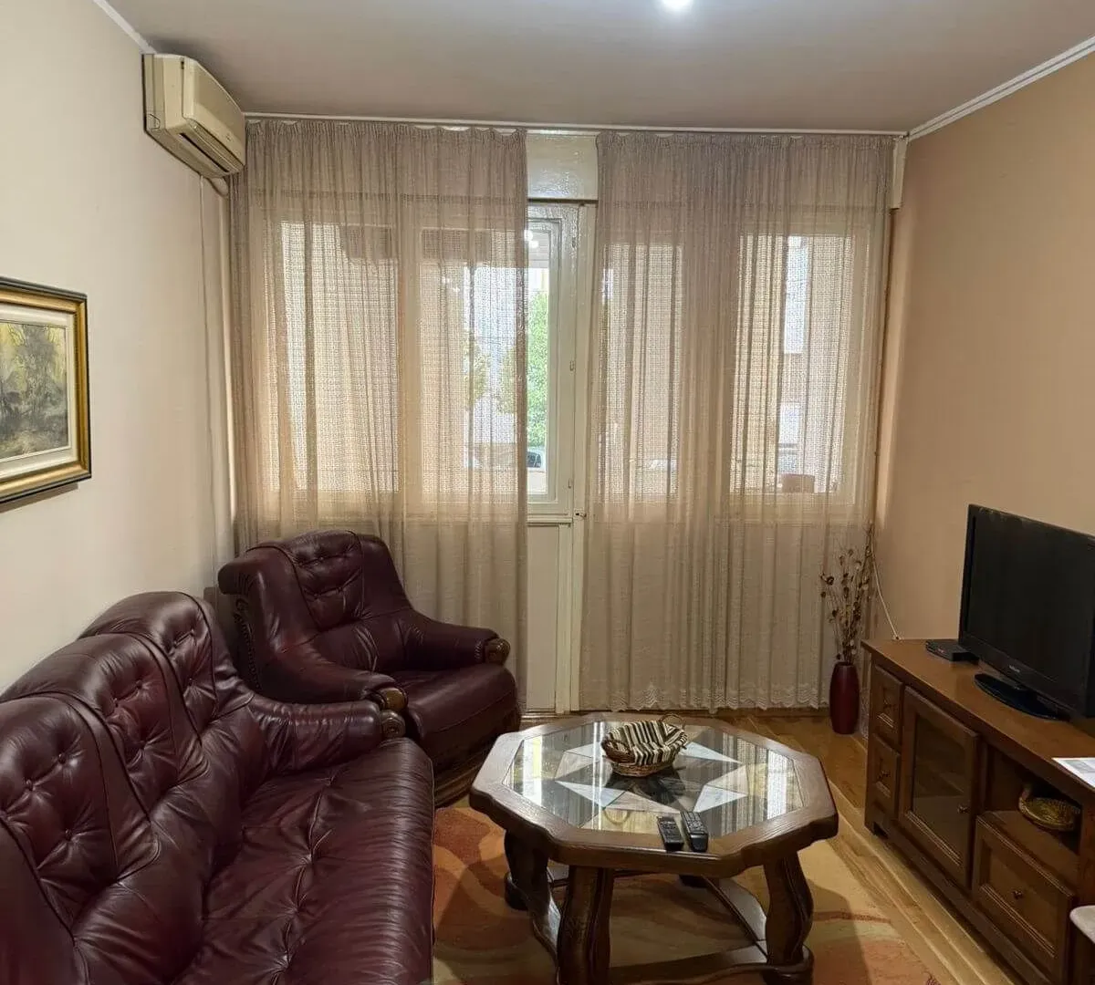 Izdavanje, dvosoban stan, 56m², Gintaš, Podgorica