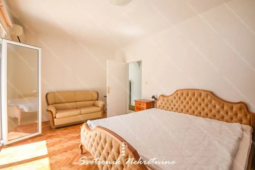 Prodaja, stan, 200m², Savina, Herceg Novi