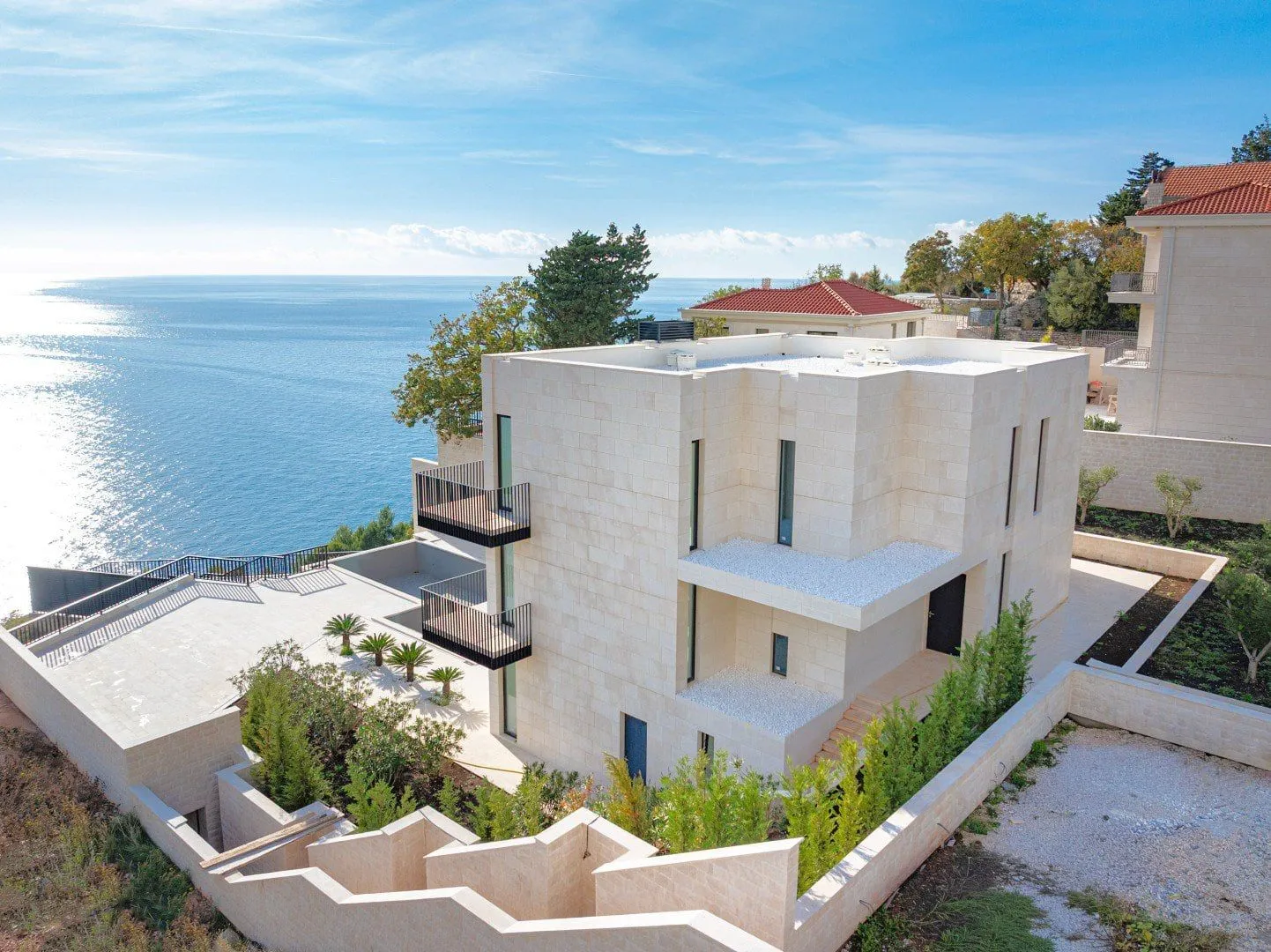 Prodaja, kuća, 580m², Skočiđevojka, Budva
