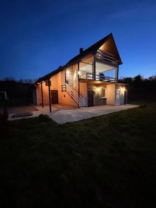 Sale, house, 127m², Krčedin, Inđija