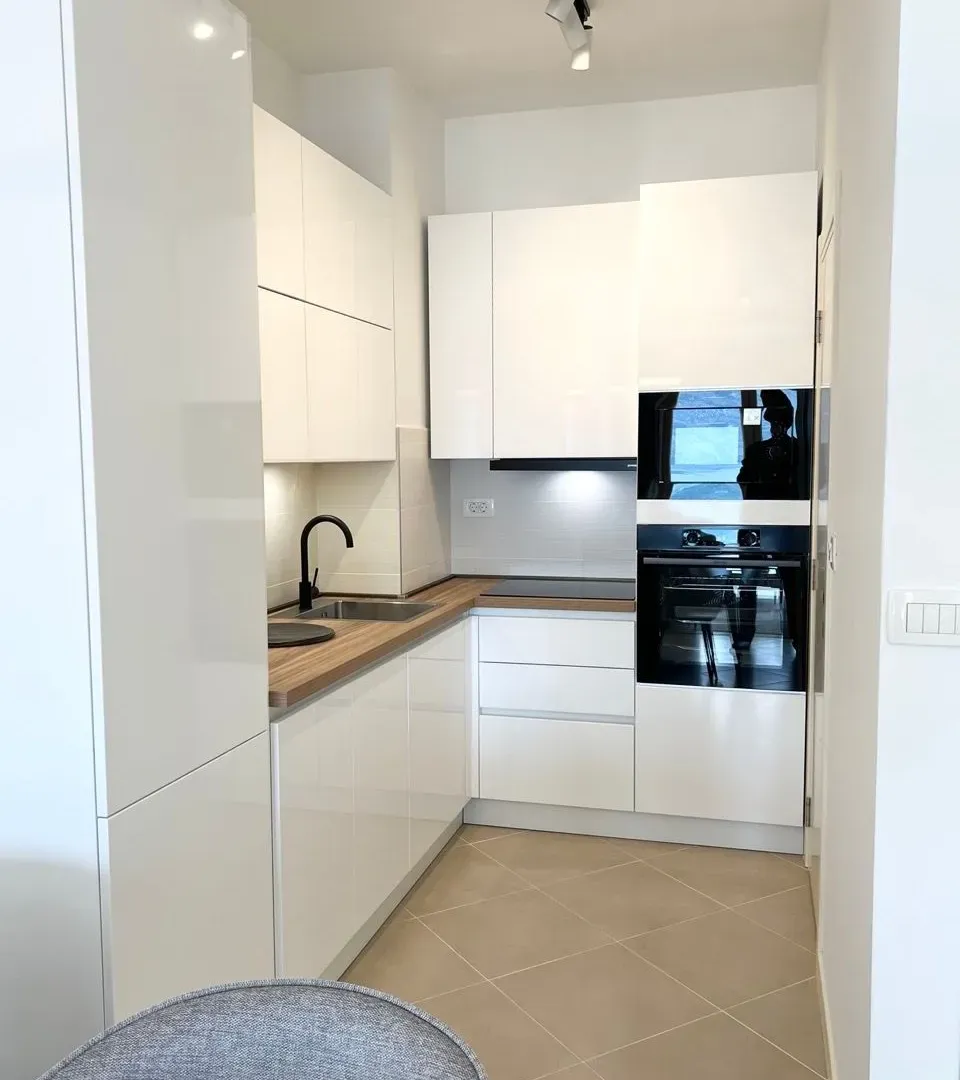 Prodaja, stan, 52m², Kotor, Crna Gora