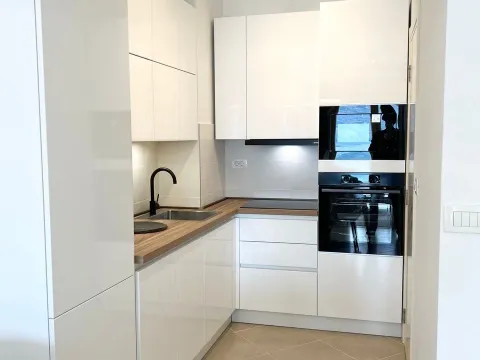 Prodaja, stan, 52m², Kotor, Crna Gora - image 6