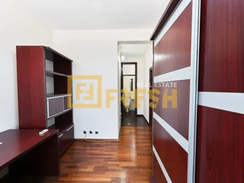 Rent, office space, 65m², Pobrežje, Podgorica - image 8