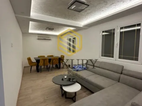 Izdavanje, kuća, 200m², Sutomore, Bar - image 6