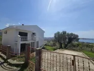 Prodaja, kuća, 272m², Šušanj, Bar