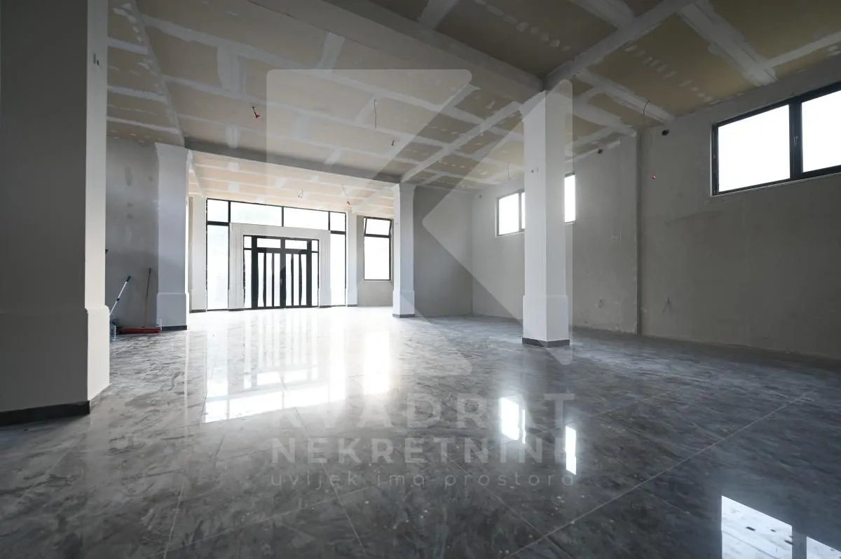 Sale, office space, 1600m², Mareza, Podgorica