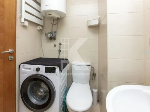 Rent, one bedroom apartment, 48m², Pobrežje, Podgorica - image 11