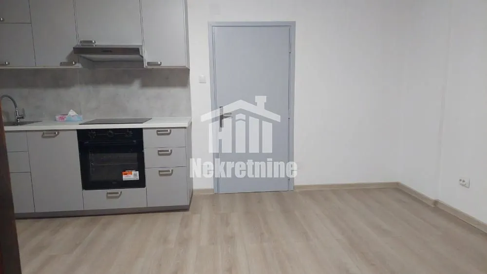 Izdavanje, dvosoban stan, 50m², Čukarica, Beograd