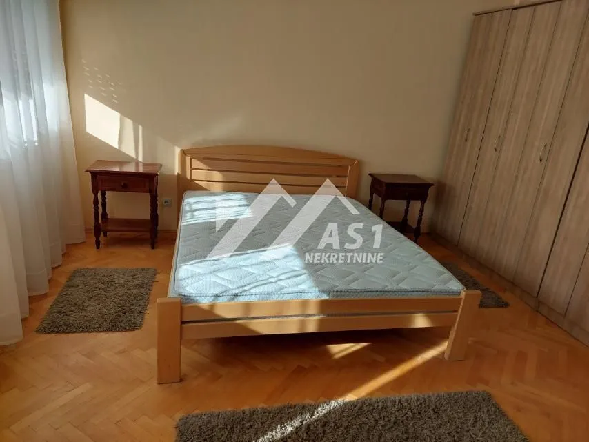 Izdavanje, dvosoban stan, 62m², Liman 1, Novi Sad Sve Podlokacije