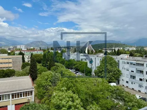 Izdavanje, garsonjera, 37m², Preko Morače, Podgorica - image 13