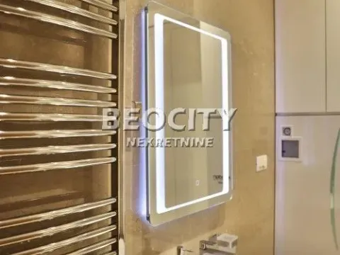 Izdavanje, četvorosoban stan, 180m², Kalenić Pijaca, Vračar Sve Podlokacije - image 8