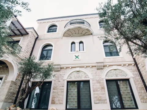 Sale, house, 550m², Reževići, Budva - image 2