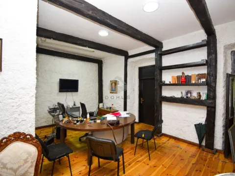 Izdavanje, poslovni prostor, 60m², Centar, Podgorica - image 2