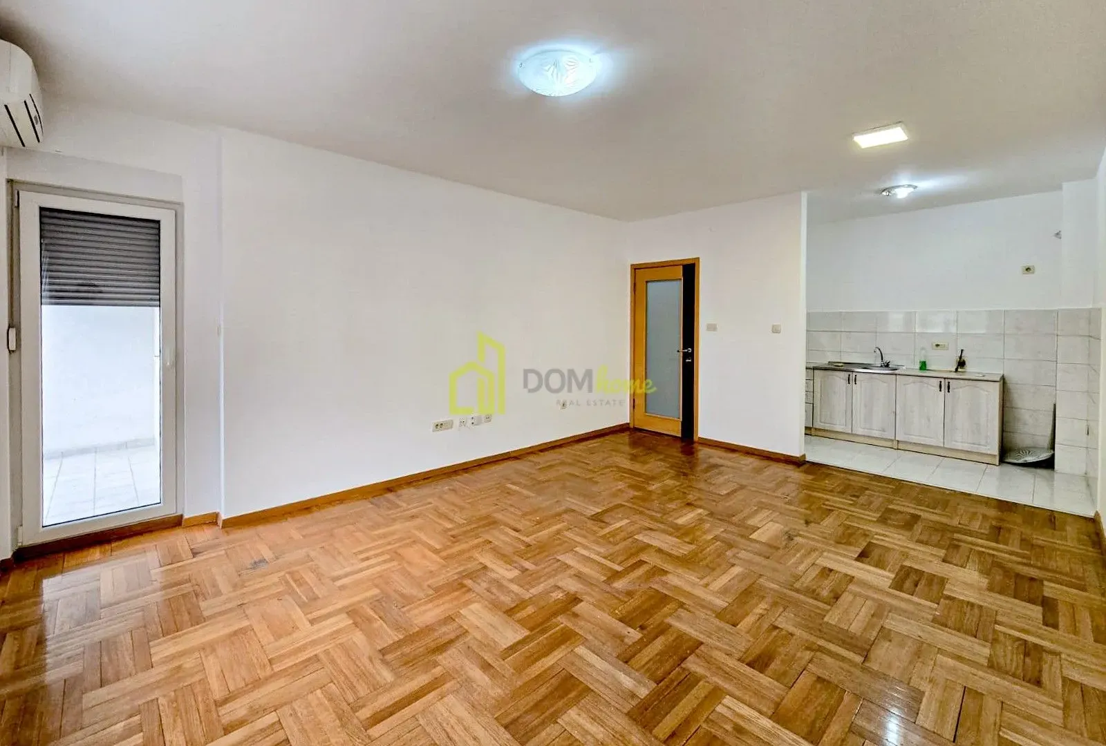 Izdavanje, jednosoban stan, 50m², Pobrežje, Podgorica