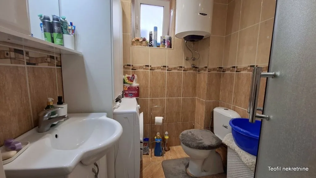 Sale, three bedroom apartment, 71m², Brace Jerković, Voždovac Sve Podlokacije
