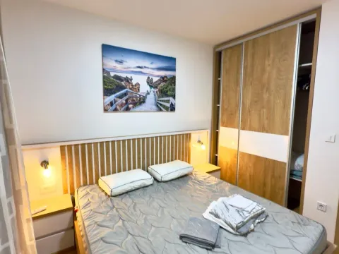 Rent, two bedroom apartment, 70m², City Kvart, Podgorica - image 9