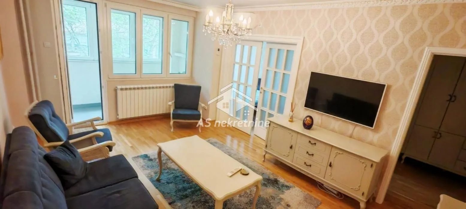 Prodaja, dvosoban stan, 62m², Stari Grad, Beograd
