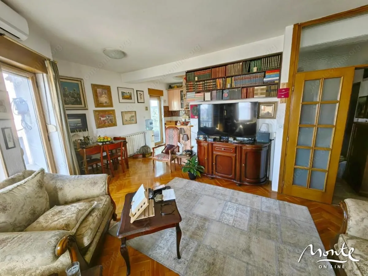 Prodaja, trosoban stan, 91m², Podgorica, Crna Gora