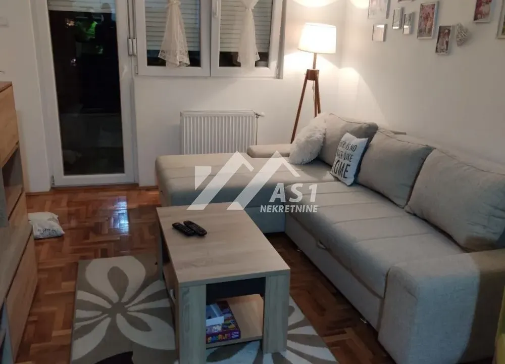 Izdavanje, trosoban stan, 65m², Bulevar Evrope, Novi Sad Sve Podlokacije