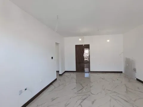 Prodaja, jednosoban stan, 57m², Bar, Crna Gora