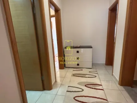 Izdavanje, trosoban stan, 85m², Dalmatinska ulica, Podgorica - image 8