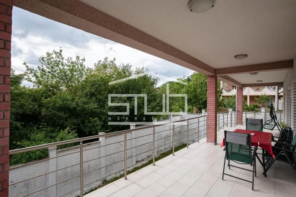 Sale, house, 500m², Rakovica, Beograd