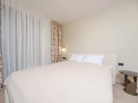 Sale, house, 167m², Centar, Budva - image 4