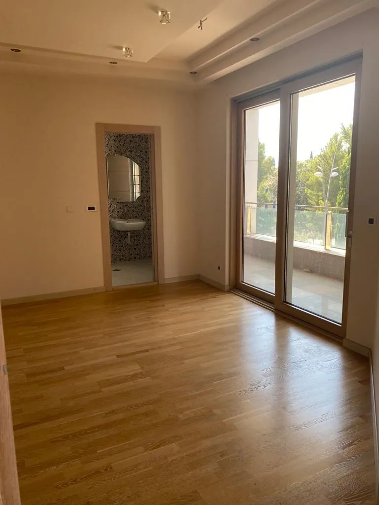 Sale, two bedroom apartment, 119m², Centar, Budva