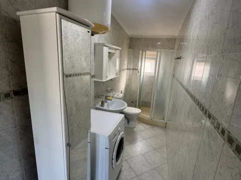 Izdavanje, kuća, 95m², Polje, Bar - image 6
