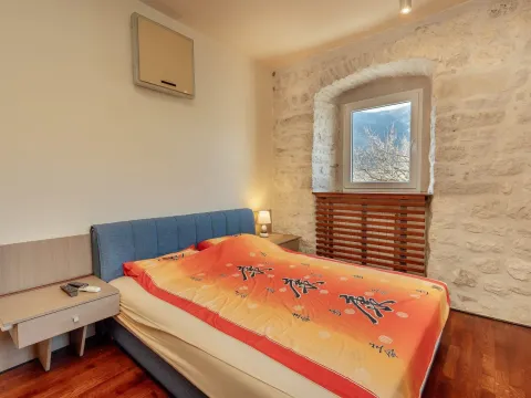 Prodaja, kuća, 246m², Kotor, Crna Gora - image 13