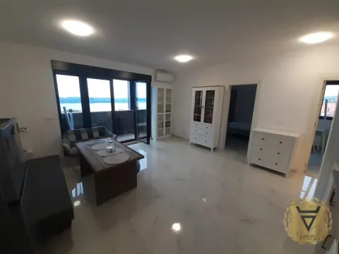 Rent, two bedroom apartment, 55m², Višnjica, Palilula Sve Podlokacije