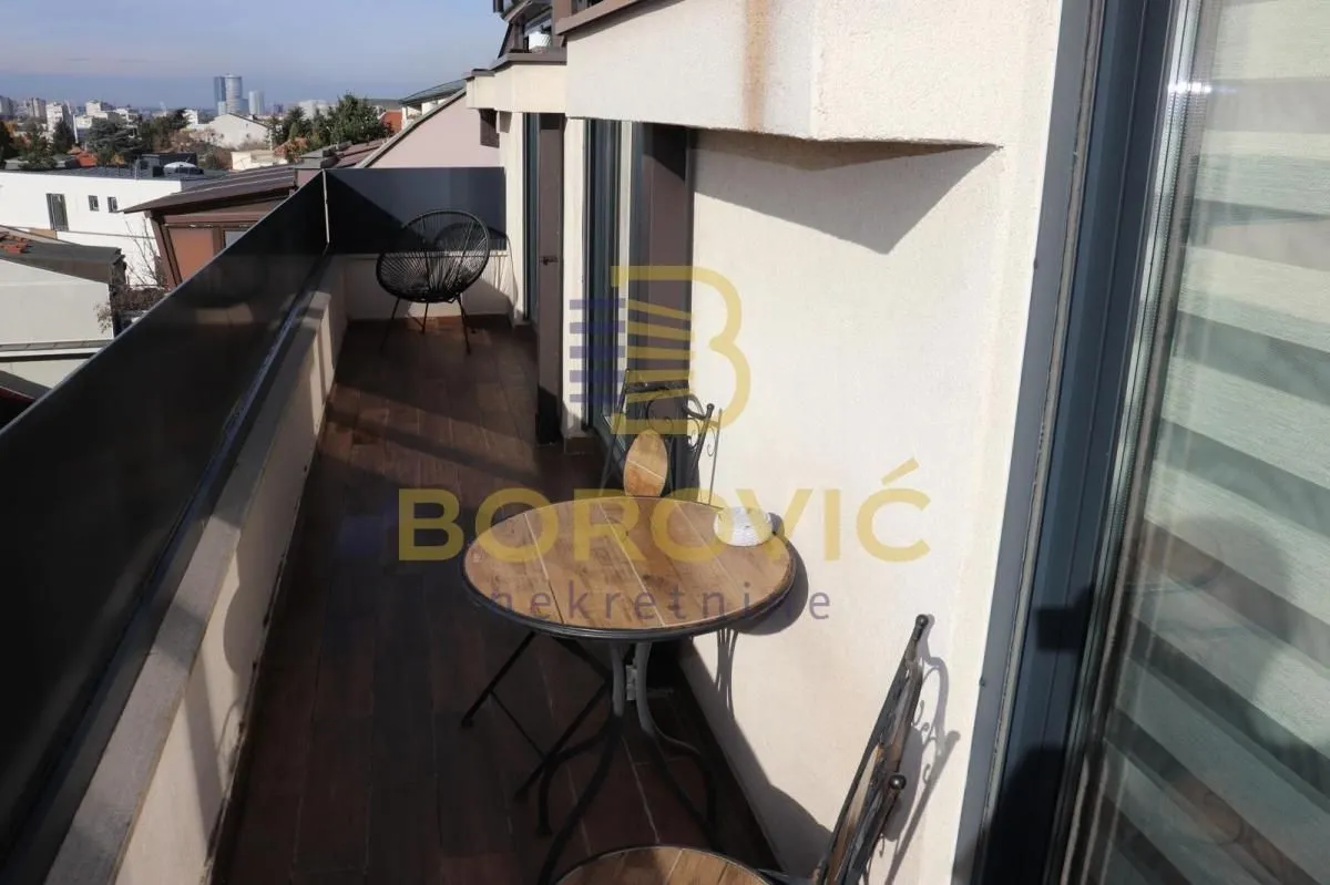 Prodaja, četvorosoban stan, 103m², Voždovac Sve Podlokacije, Beograd