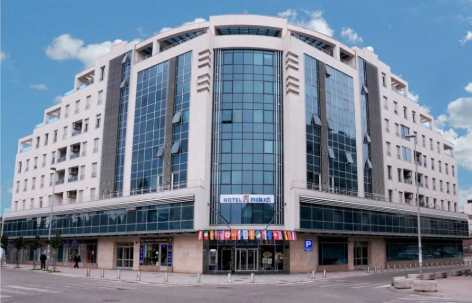 Prodaja, dvosoban stan, 124m², Centar, Podgorica